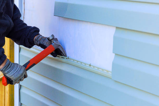Reliable Emergency Siding Repair contractor in Cheshire, CT by Squared Siding